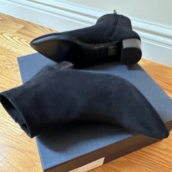 Theory Poented Toe Suede Booties, NEW - Picture 6 of 14